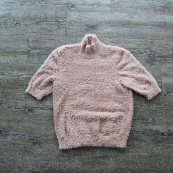 Blush Pink Short Sleeved Sweater - Picture 3 of 6